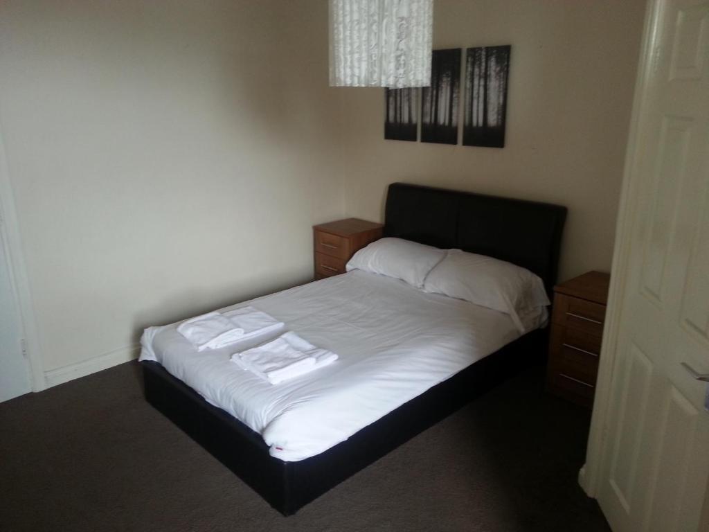 Victoria Hotel Newport  Room photo